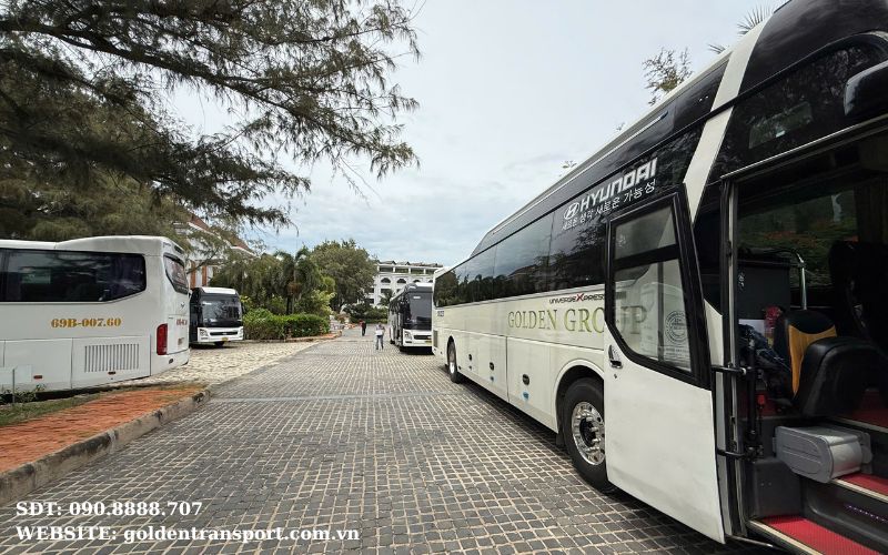 Dịch vụ cho thuê xe 45 chỗ tại Sài Gòn của Golden Transport